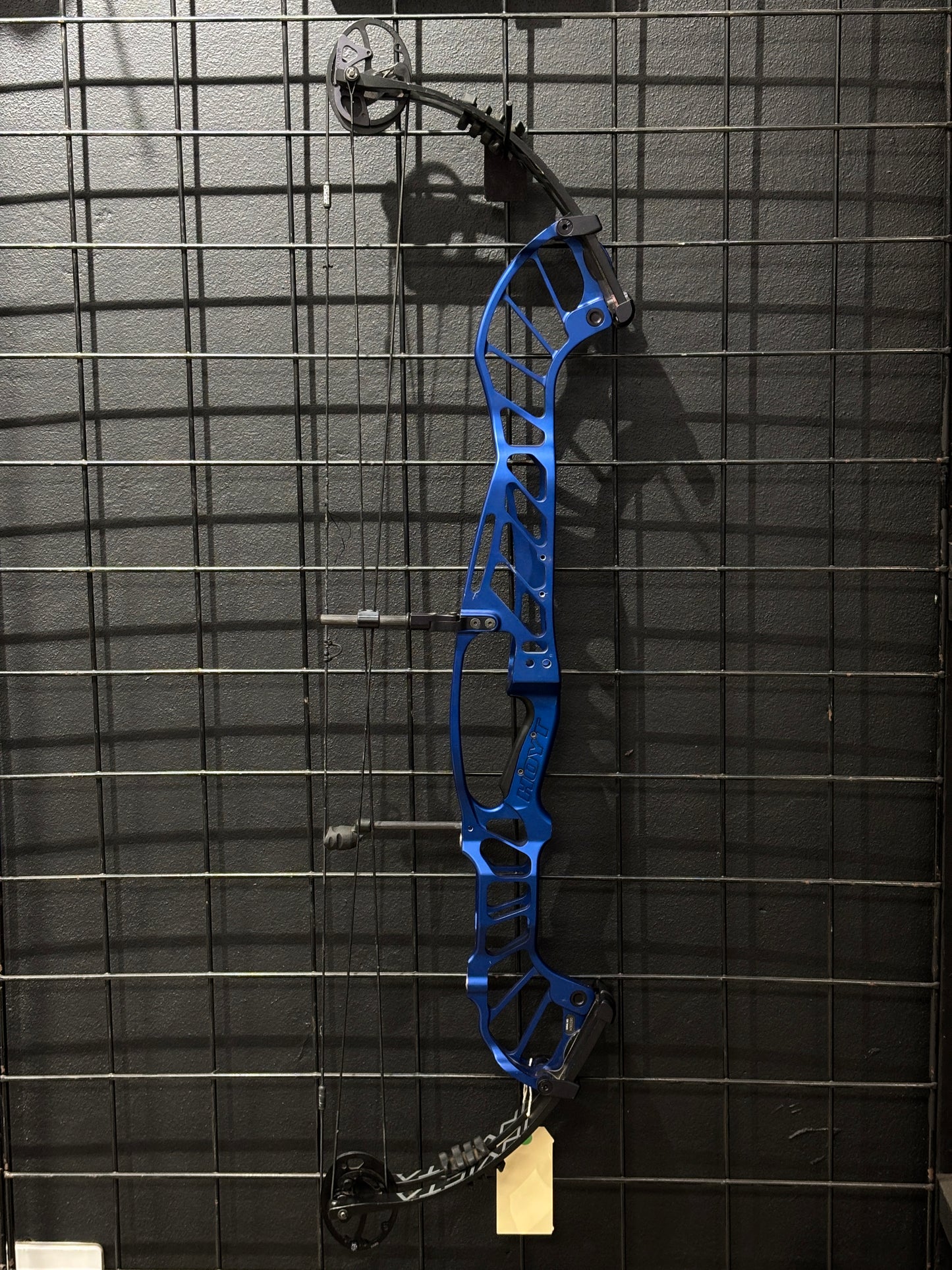 Hoyt Invicta 40 SVX
