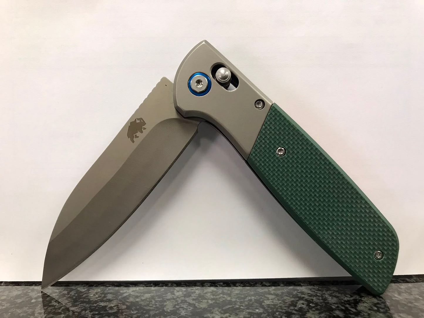 Bison Pocket Knives