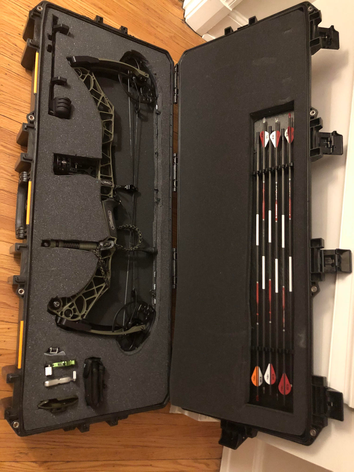 Pelican Bow Case V730