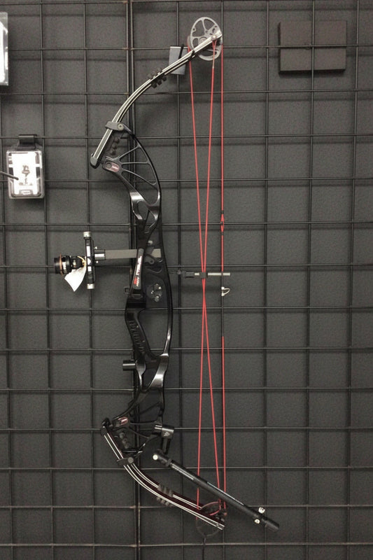 Hoyt Prevail