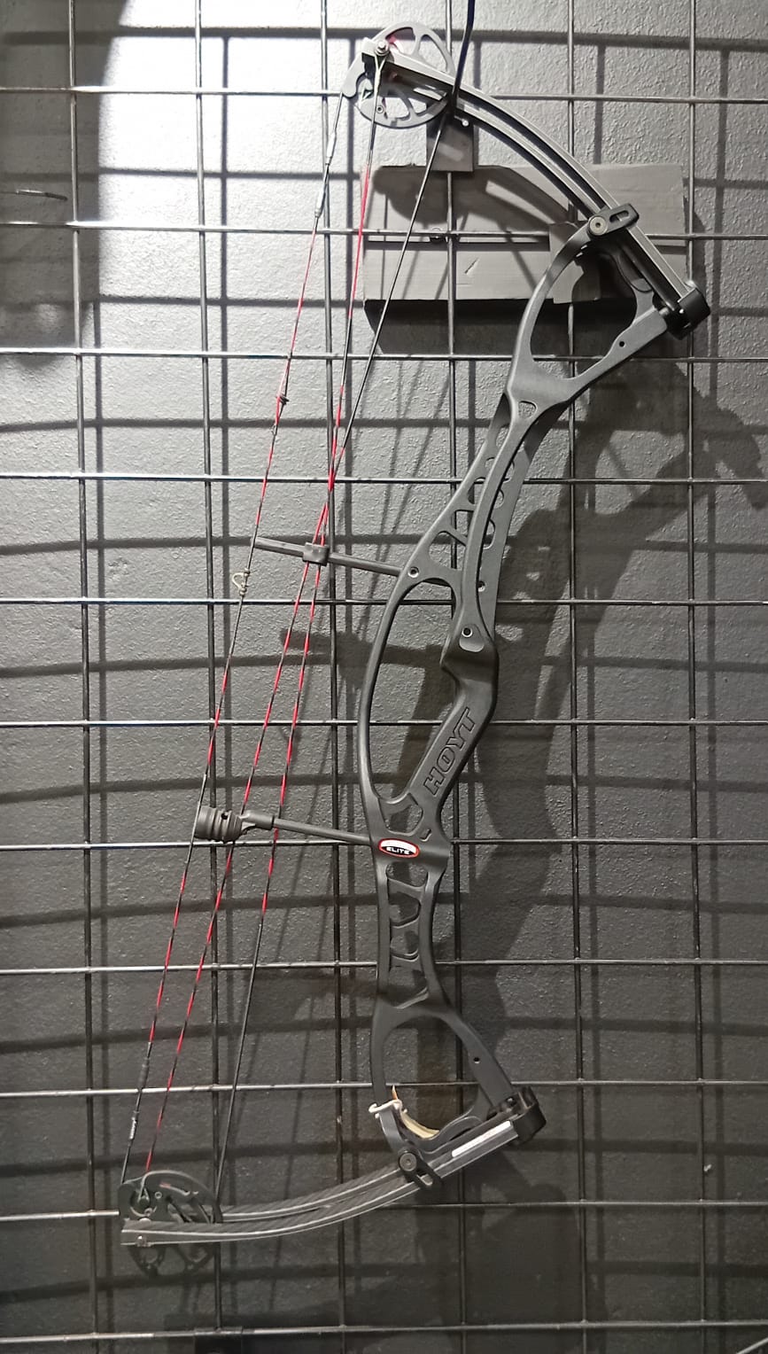 Hoyt Alpha Elite XT
