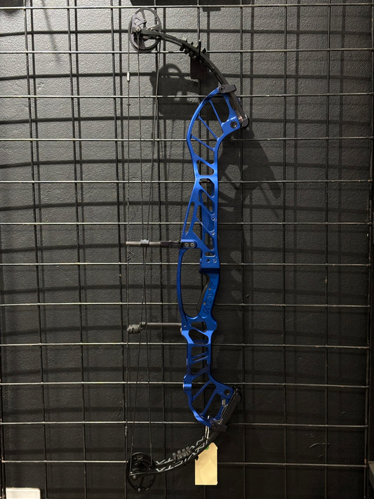 Hoyt Invicta 40 SVX
